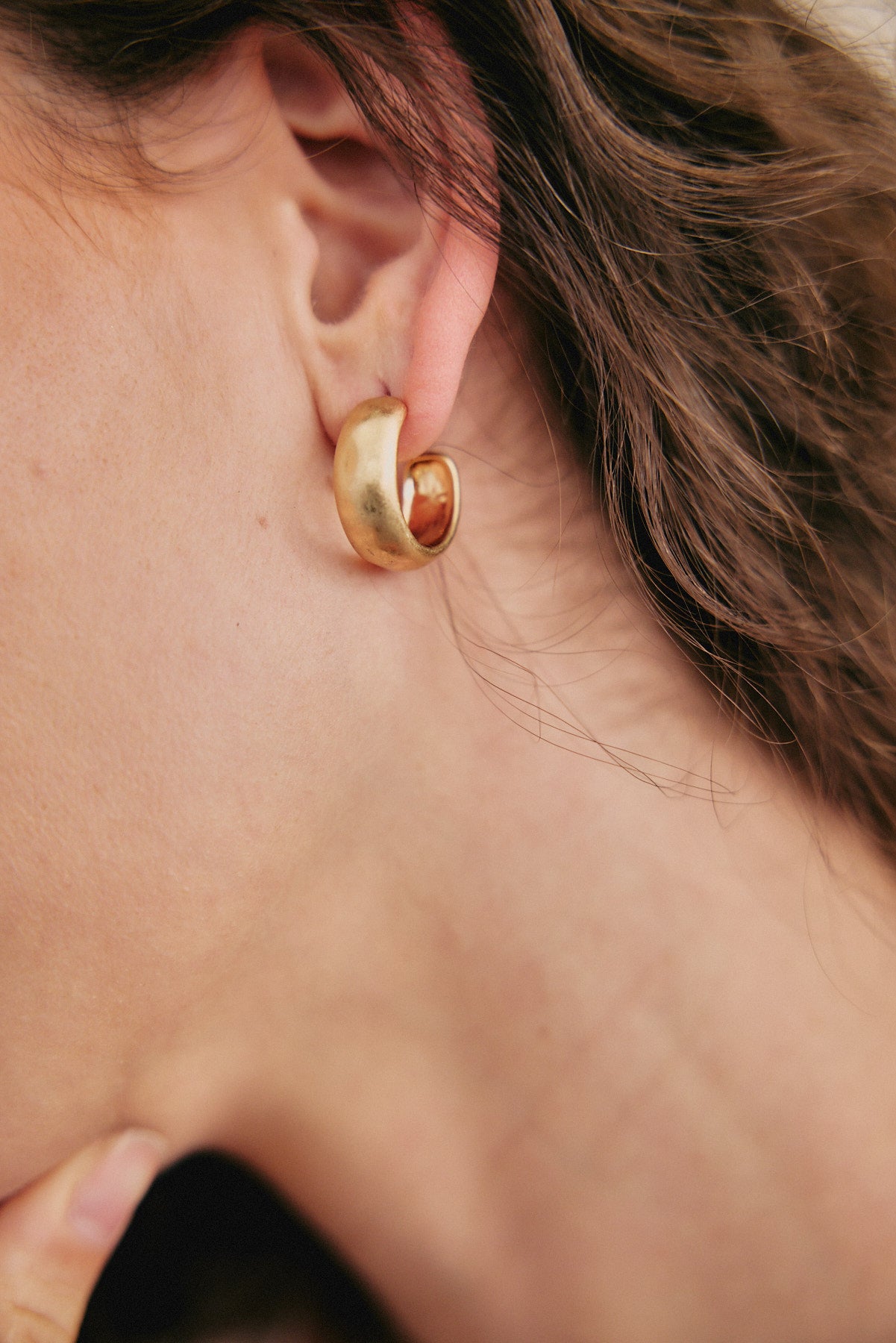 עגילי מט זהב