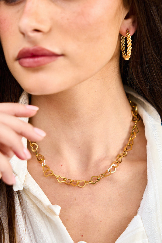 שרשרת לבבות